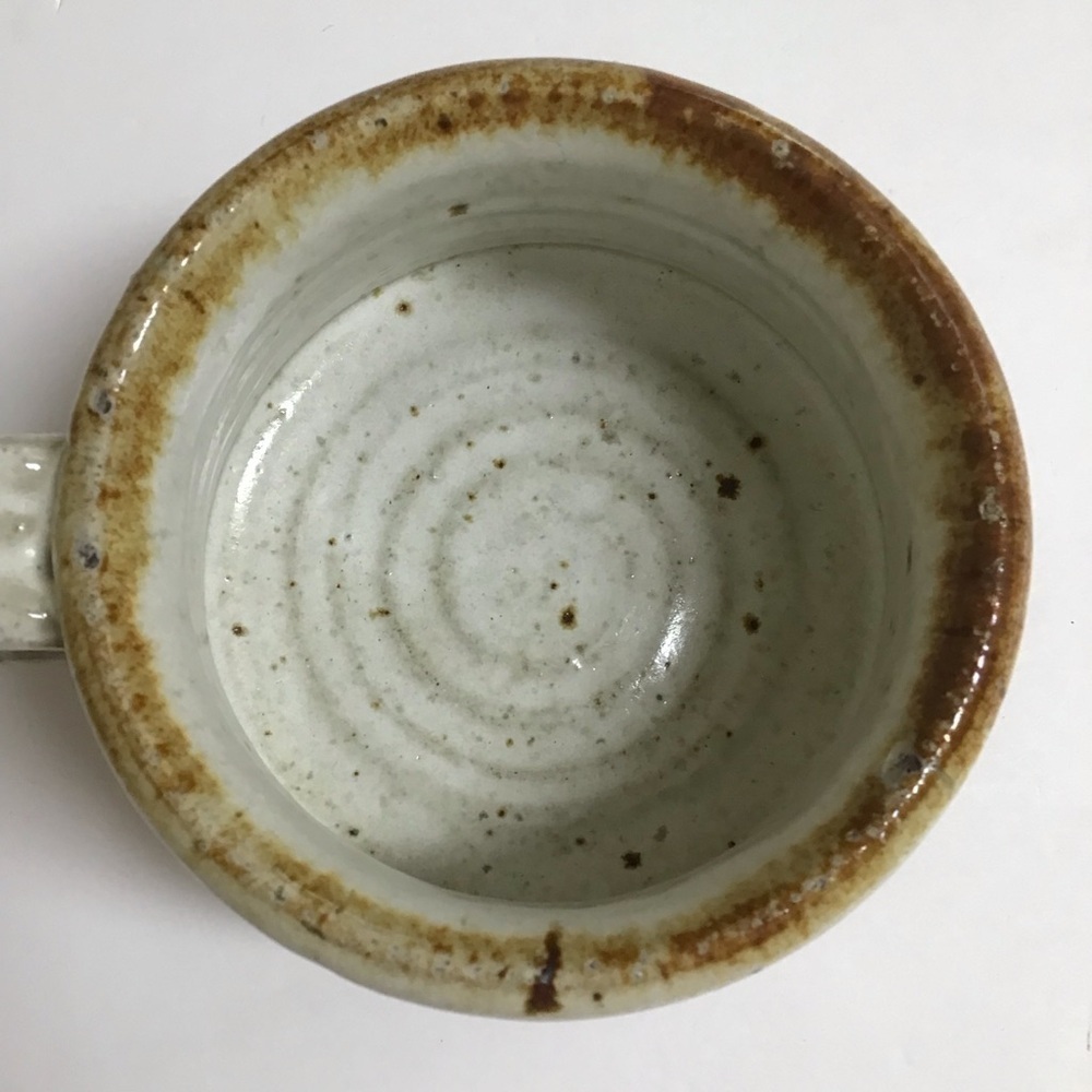 Handmade Studio Pottery Chili Bowl Handle Natural Speckled Glaze Rustic Cabin - Picture 6 of 14